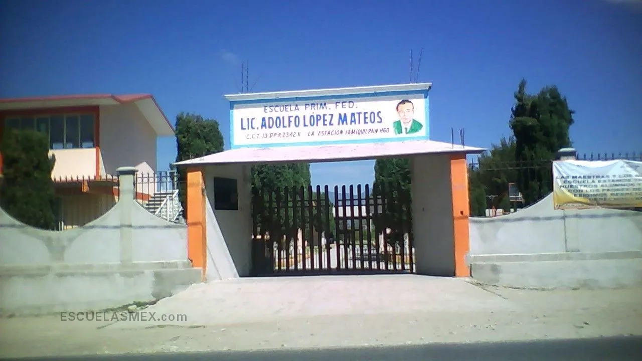 Lic. Adolfo Lopez Mateos Entrada