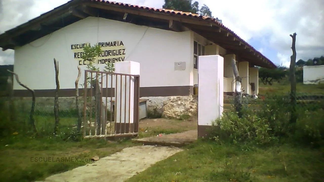 Refugio Rodriguez Entrada