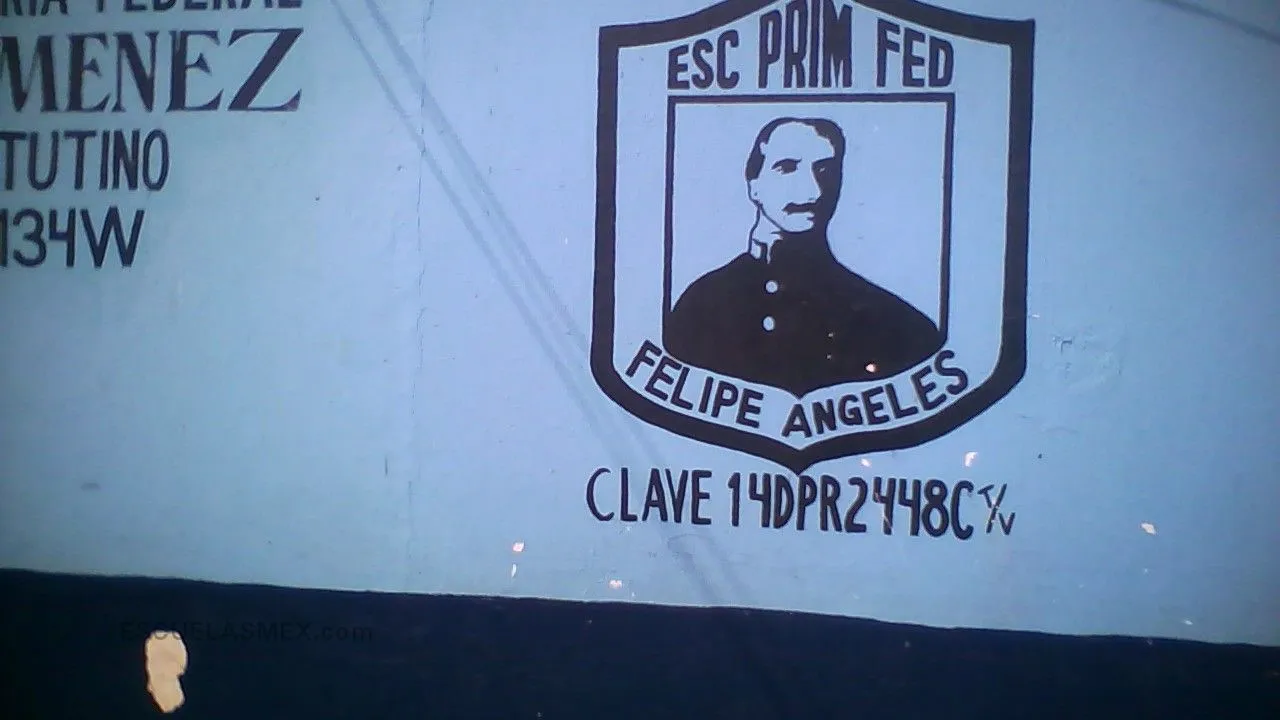 Felipe Angeles Entrada