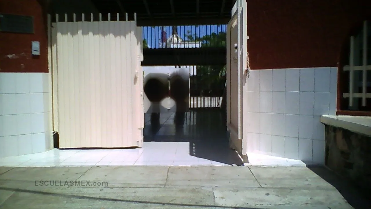 Emancipacion Entrada
