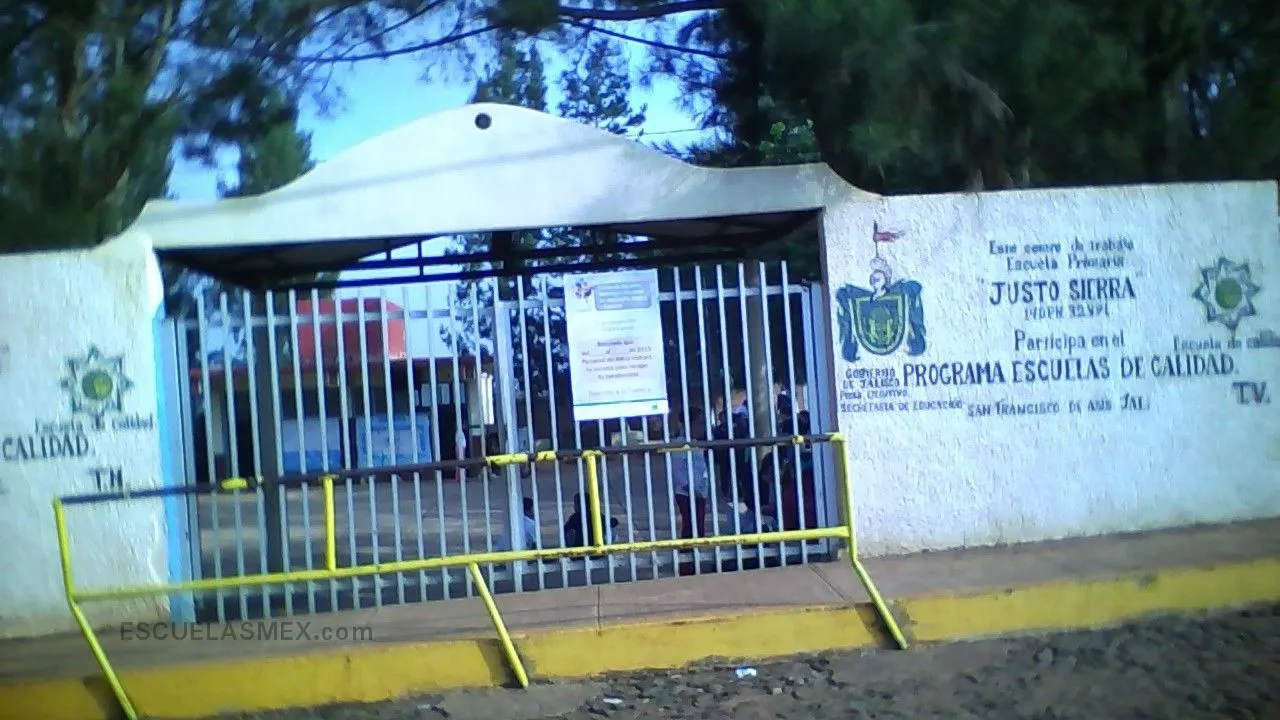 Leona Vicario Entrada
