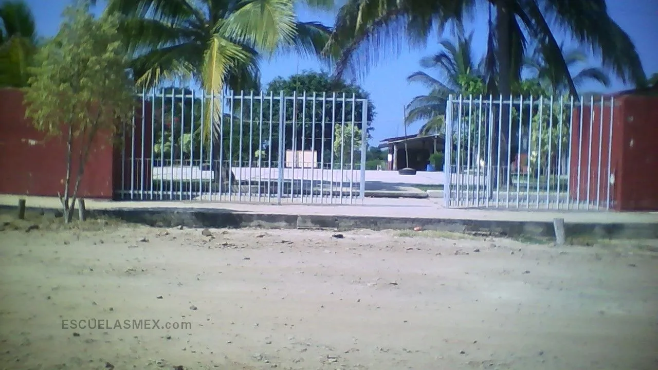Adolfo Lopez Mateos Entrada