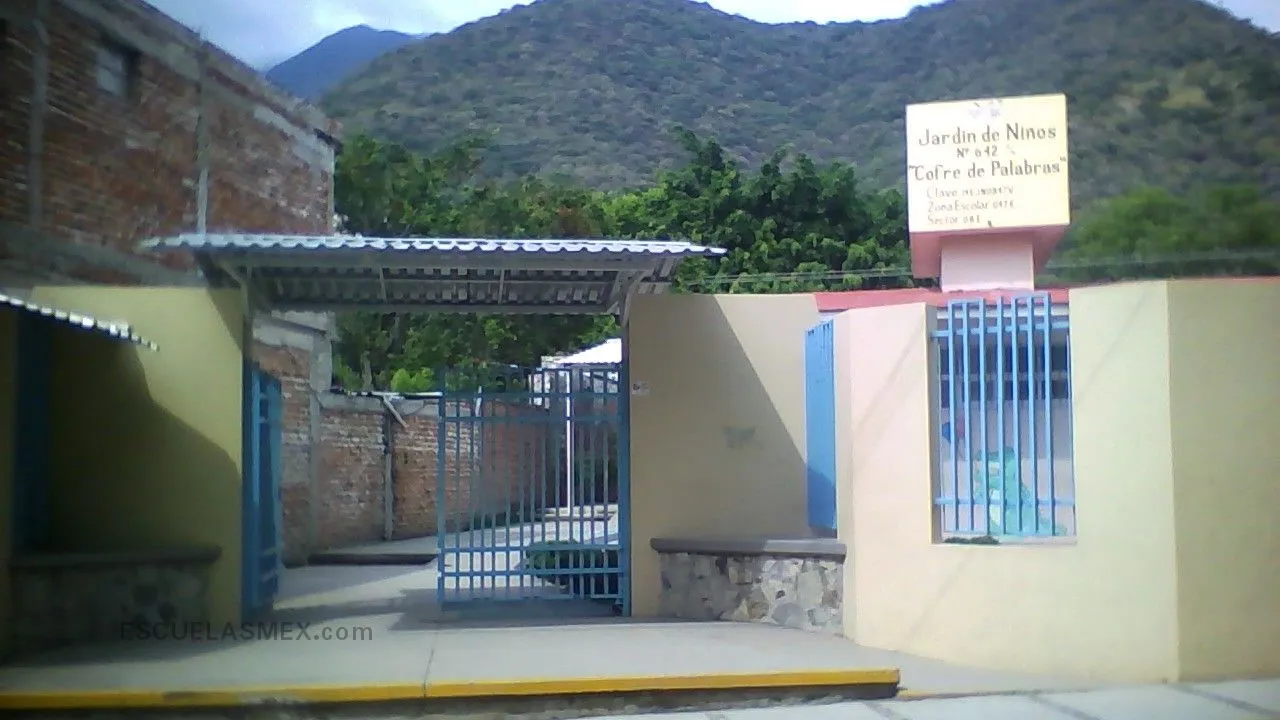 Cofre de Palabras Entrada