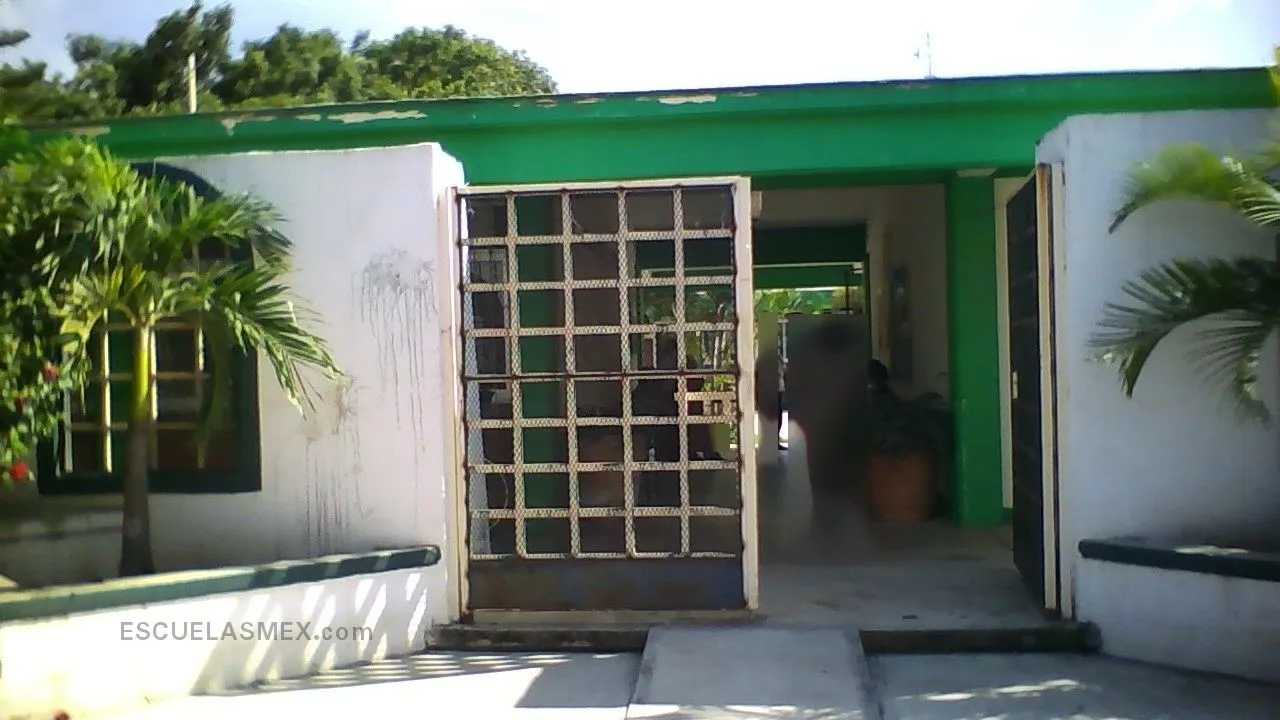 Salvador M Lima Entrada