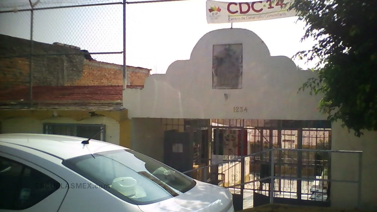 Centro de Desarrollo Comunitario 14 Entrada