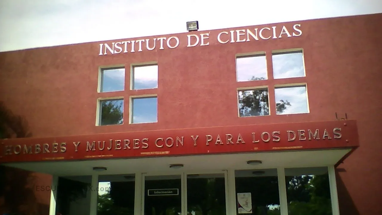 Instituto de Ciencias Entrada