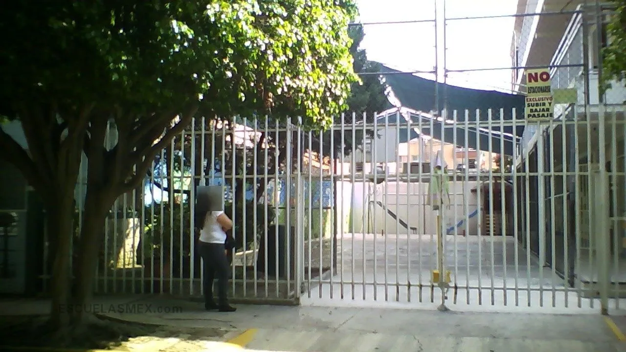 Centro de Desarrollo Integral Arboledas Entrada