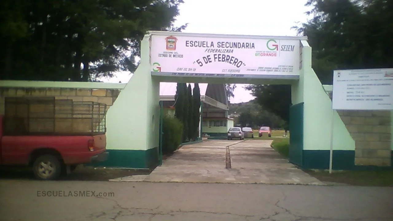 5 de Febrero Entrada