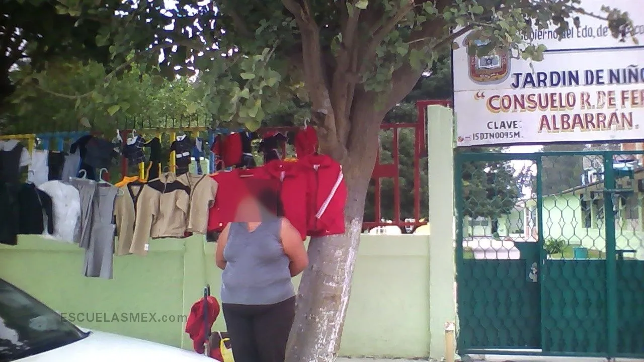 Consuelo R. de Fernandez Albarran Entrada