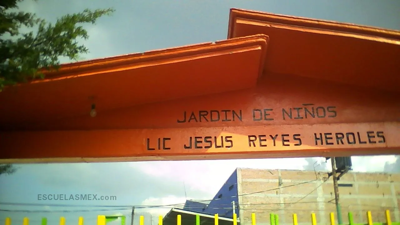 Lic. Jesus Reyes Heroles Entrada