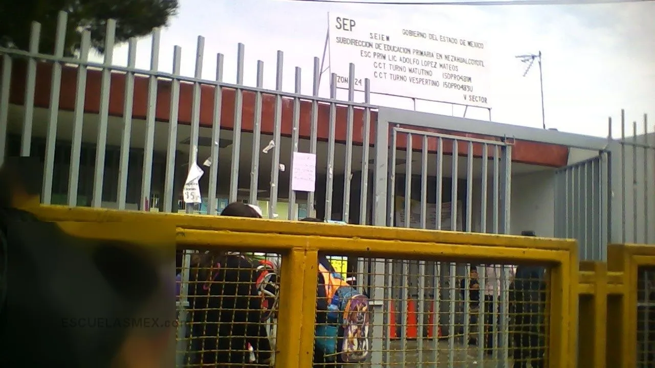 Lic. Adolfo Lopez Mateos Entrada