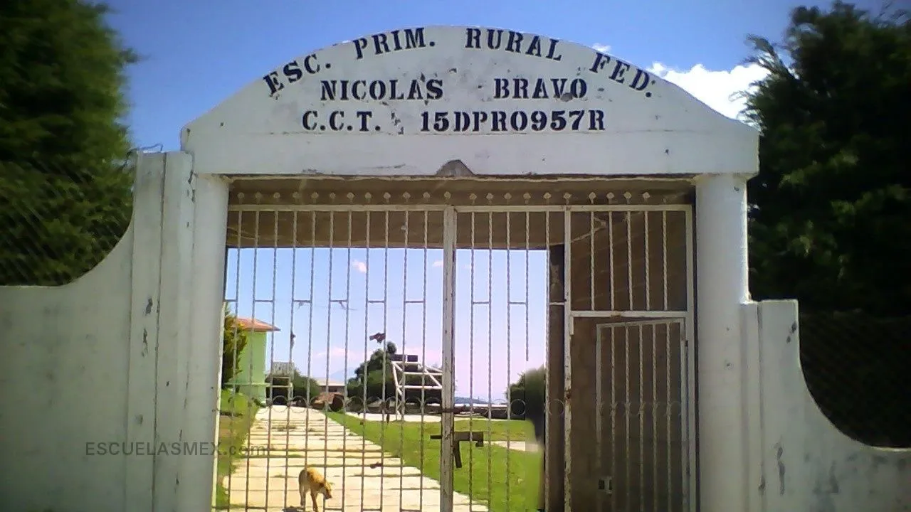 Nicolas Bravo Entrada