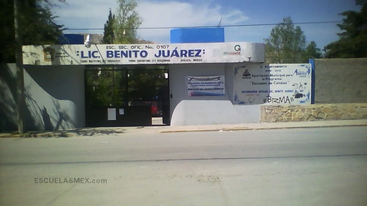 Ofic No 0107 "lic. Benito Juarez" Entrada