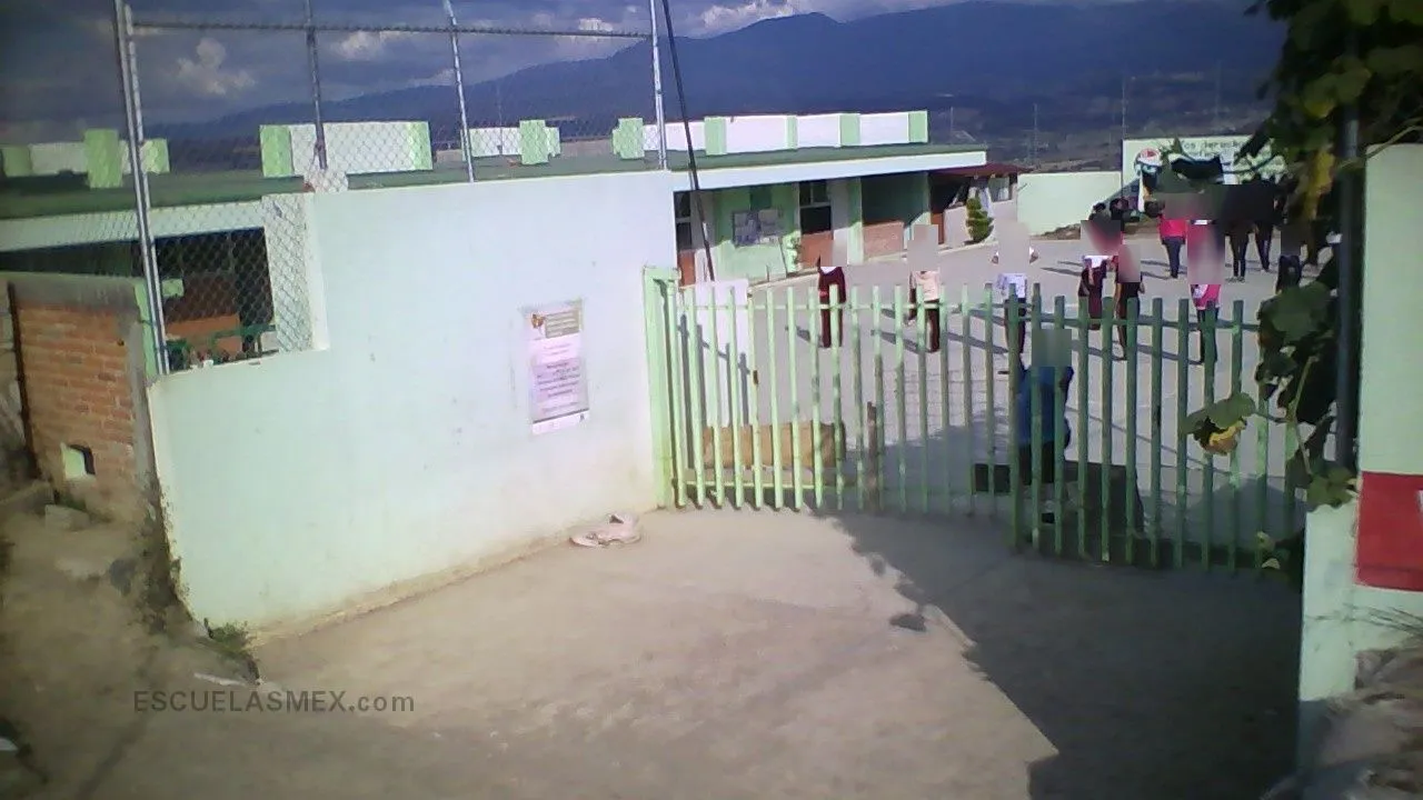 Ofic No 1017 "siervo de la Nacion" Entrada