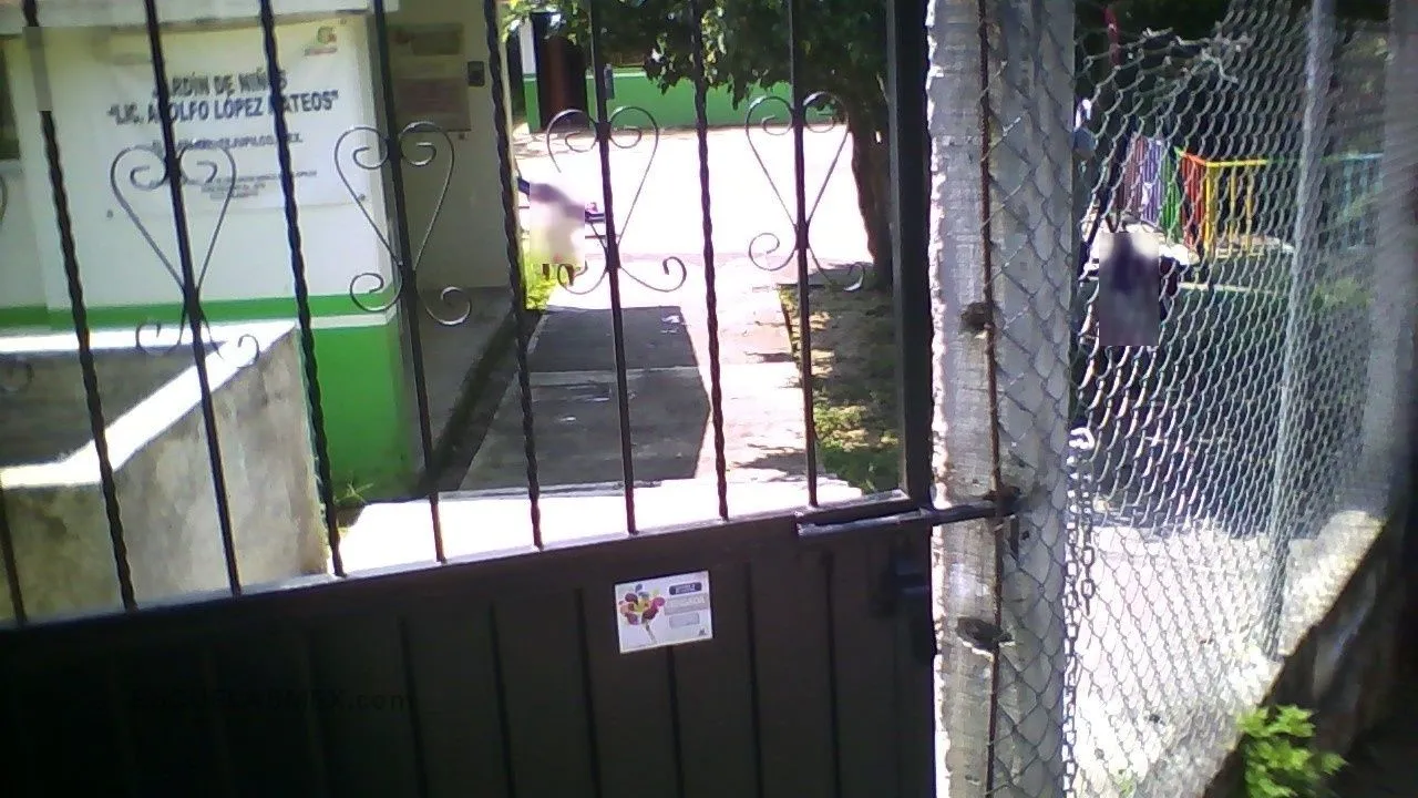 Lic. Adolfo Lopez Mateos Entrada