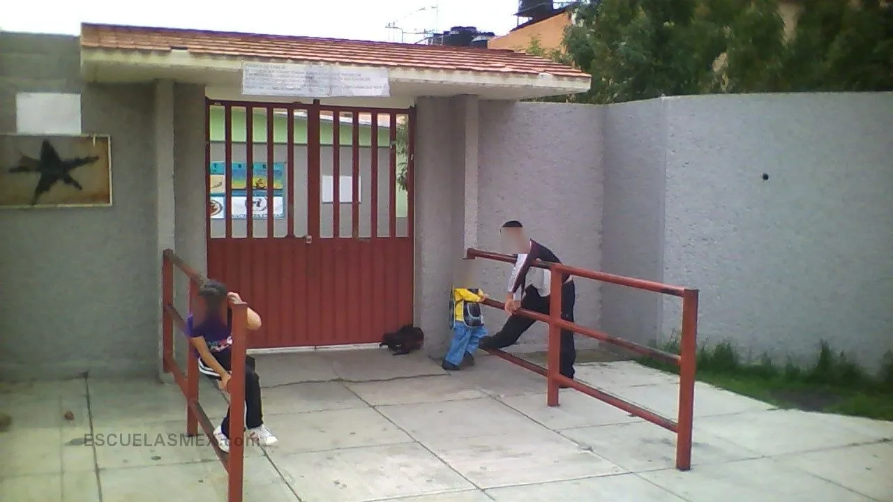Lic Cesar Camacho Quiroz Entrada