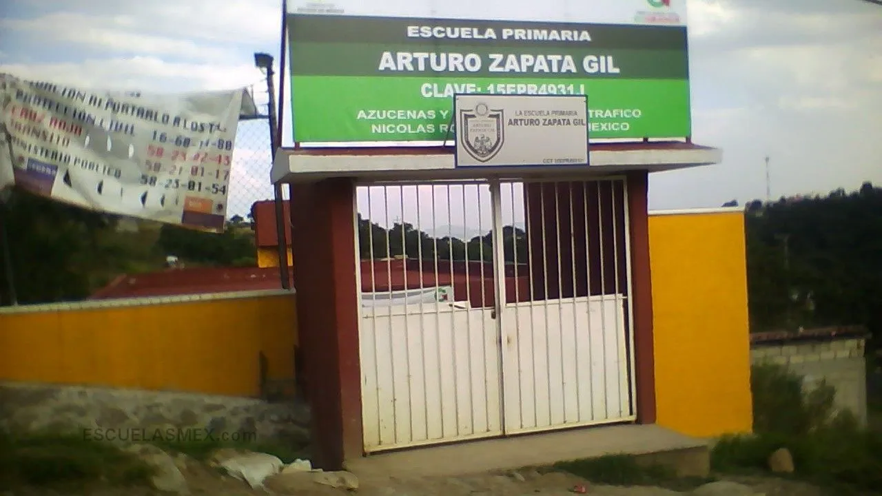 Arturo Zapata Gil Entrada