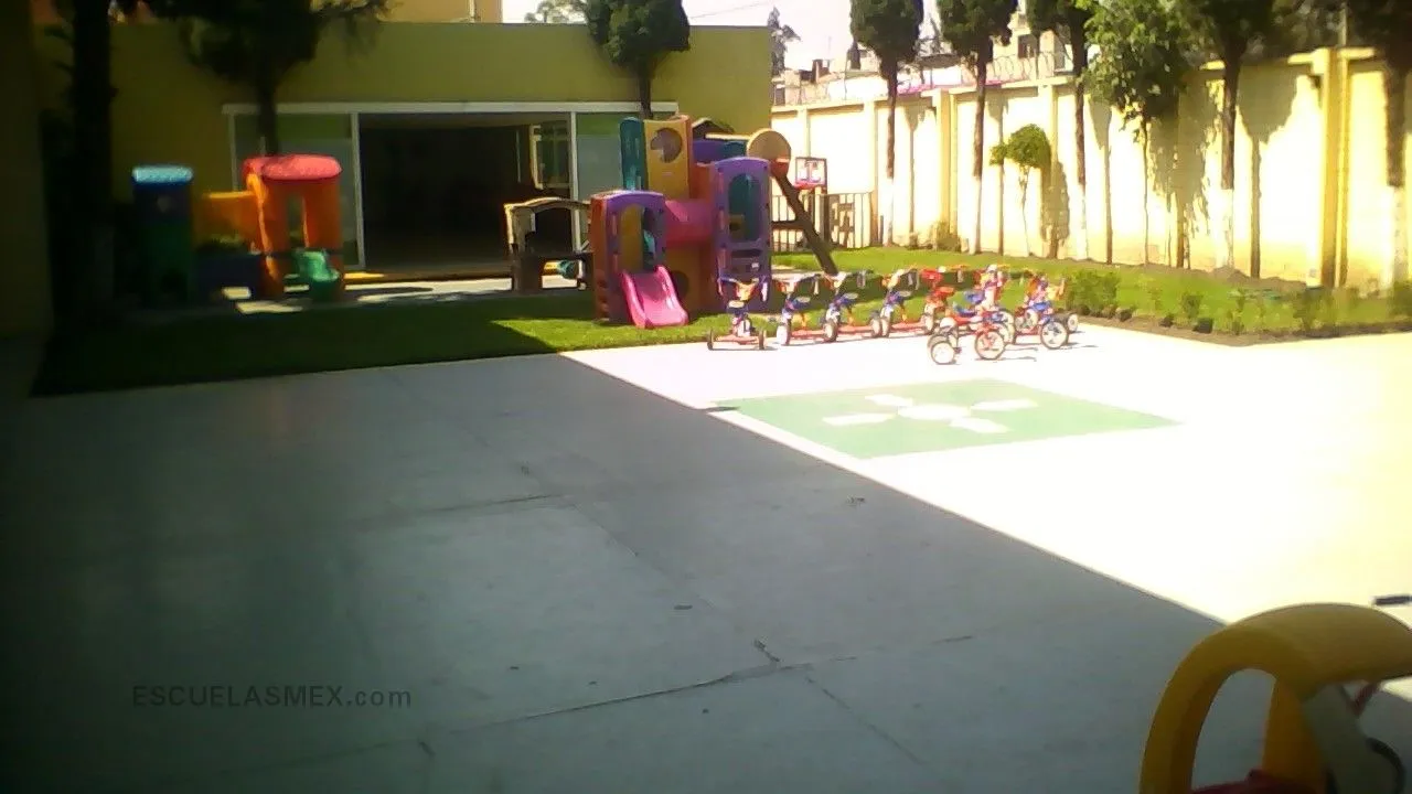 Guarderia para Hijos de Madres Aseguradas 044 Entrada