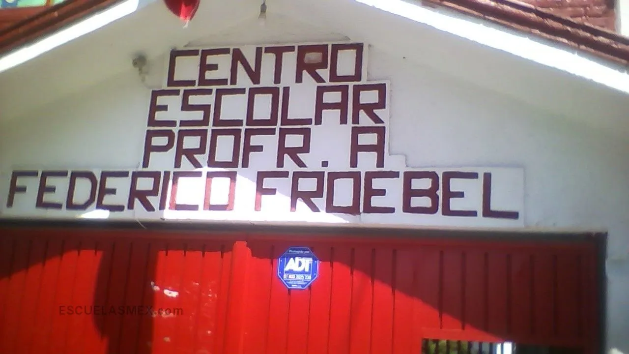 Part No 0394 "centro Escolar Federico Froebel" Entrada