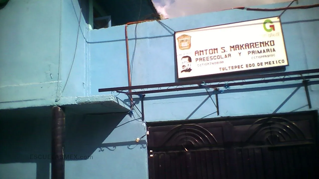 Colegio Anton Semionovich Makarenko Entrada