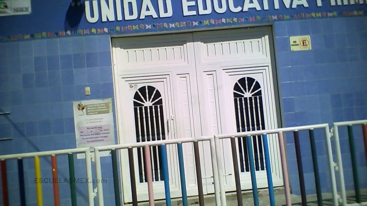 Unidad Educativa Primer Nivel Entrada