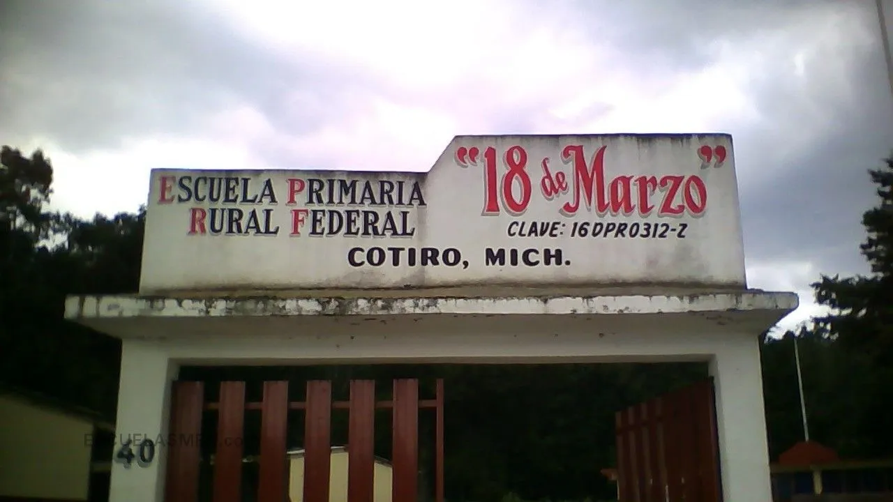 18 de Marzo Entrada