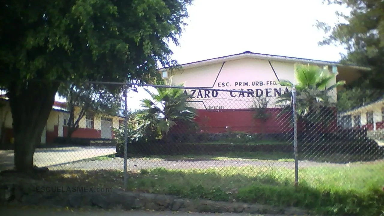 Lazaro Cardenas Entrada