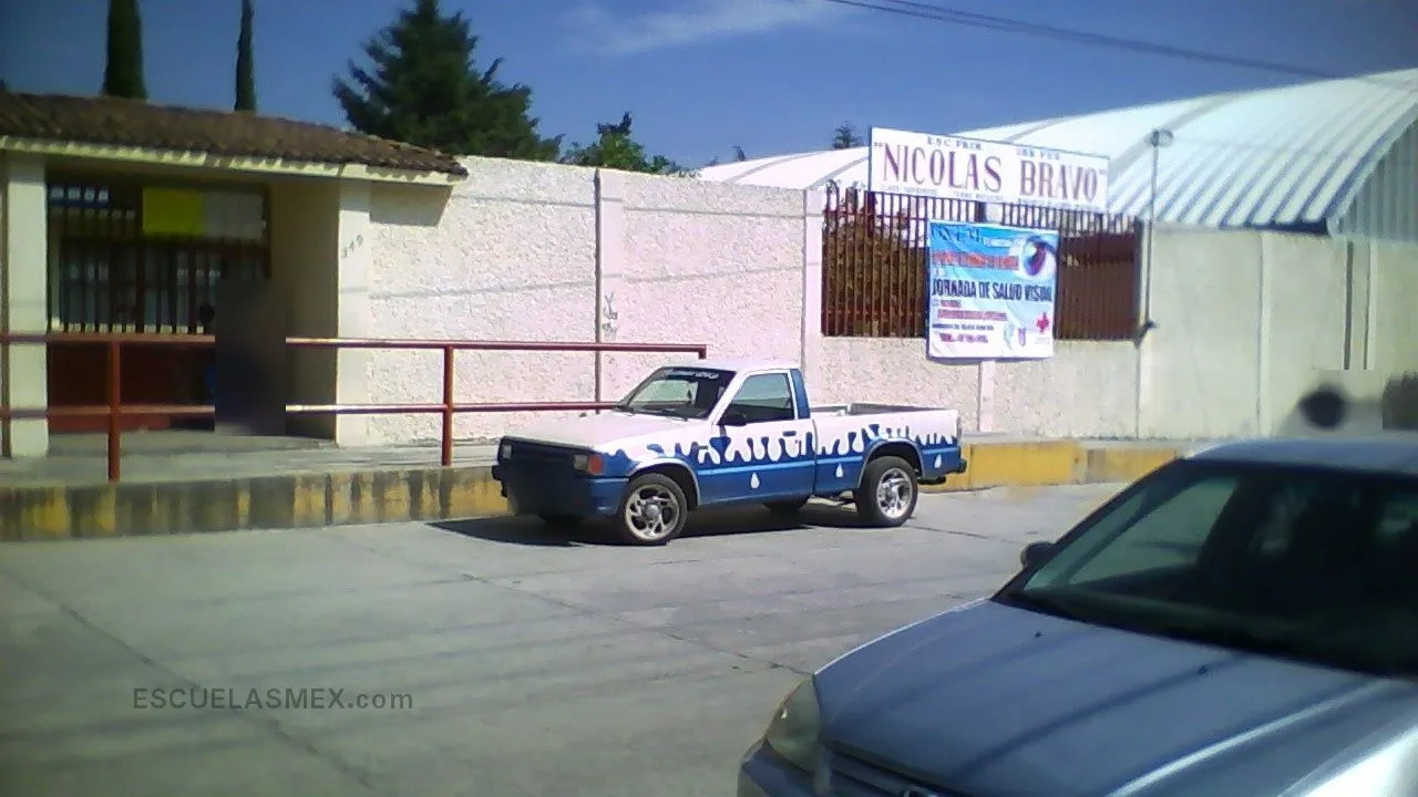 Nicolas Bravo Entrada