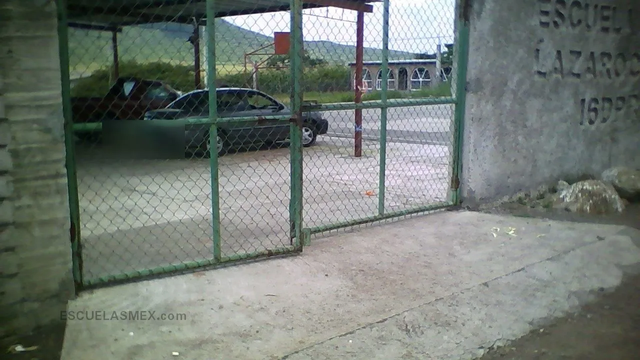 Lazaro Cardenas Entrada
