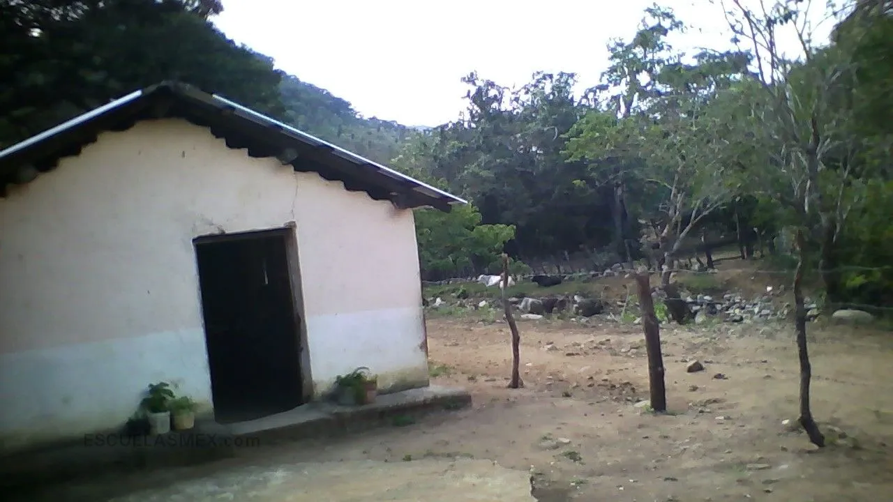 Primaria Comunitaria el Arenal Entrada