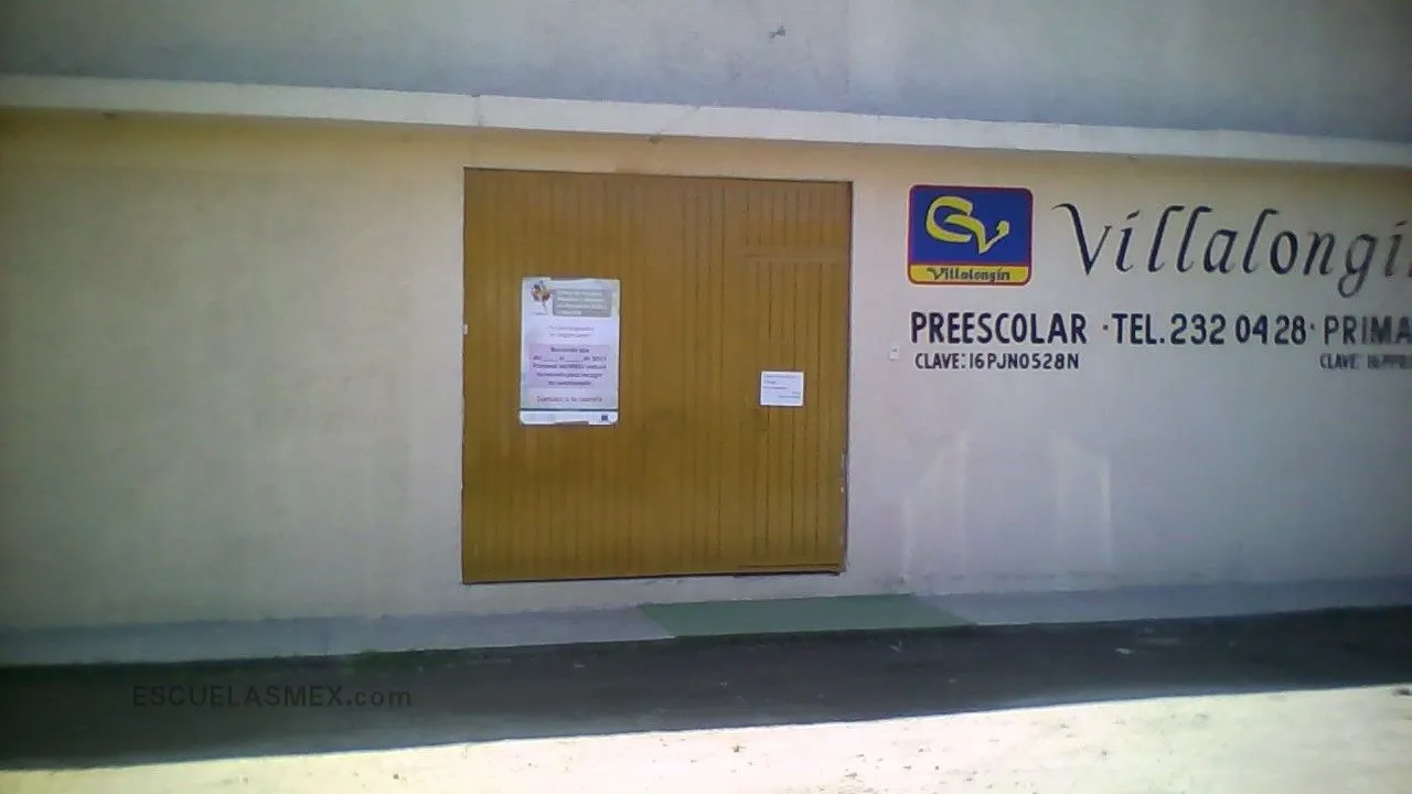 Colegio Manuel Villalongin Entrada