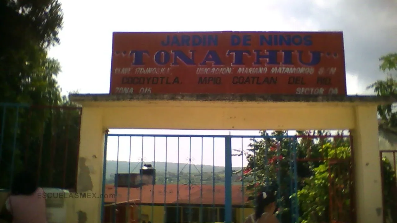 Tonathiu Entrada