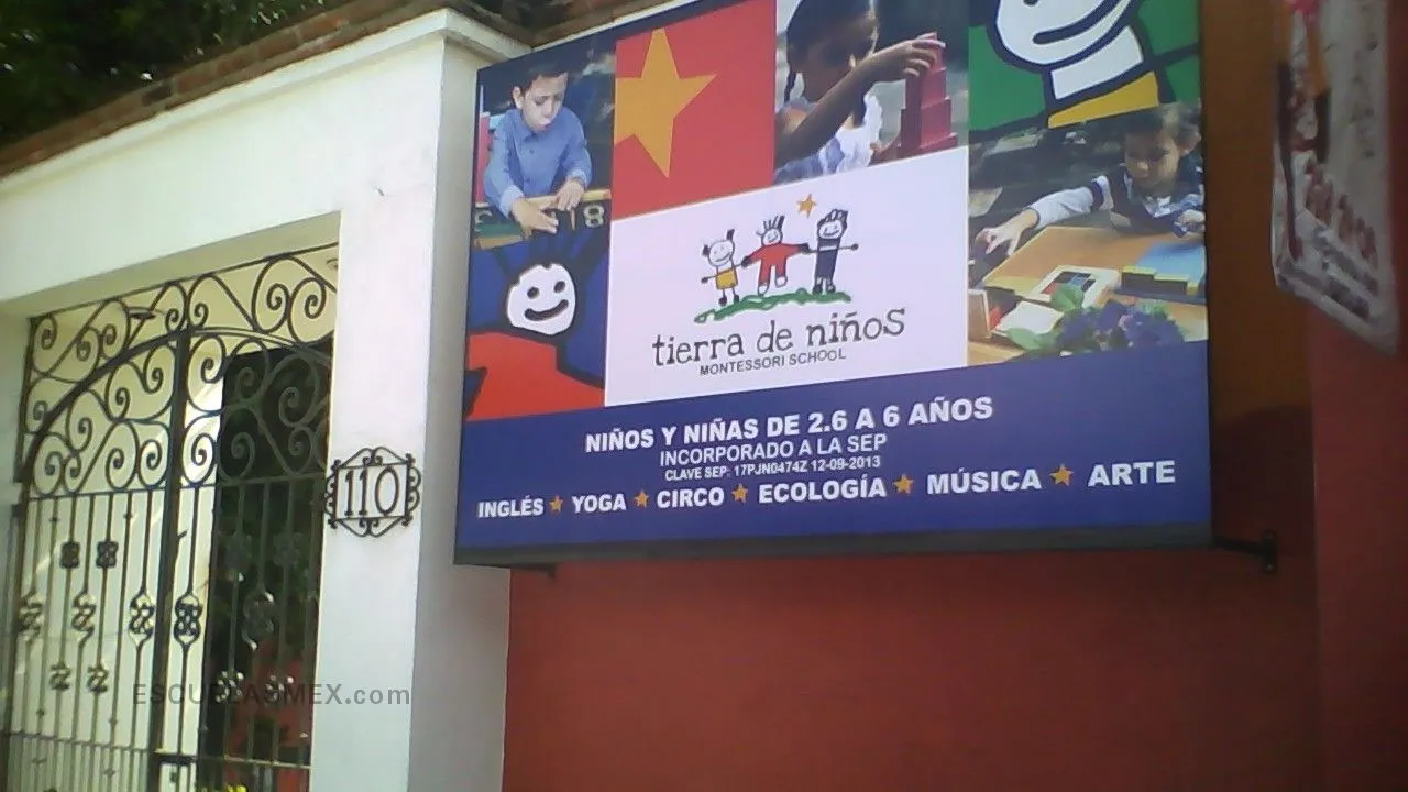 Tierra de Niños Montessori School Entrada
