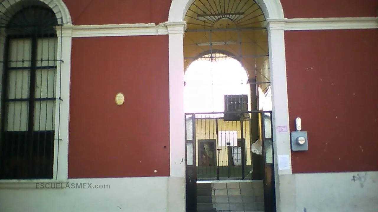 Justo Sierra Entrada