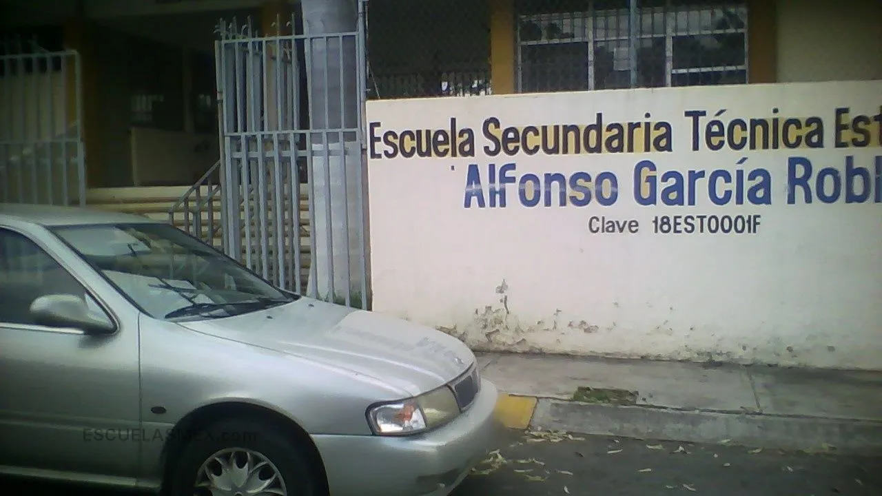 Alfonso Garcia Robles Entrada