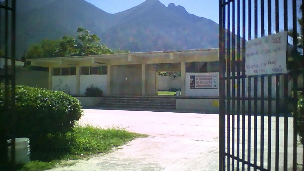 Eugenio Garza Sada Entrada