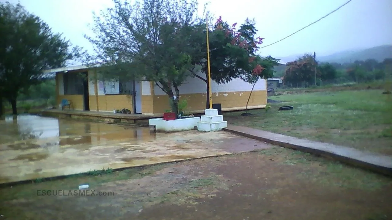 Lazaro Cardenas Entrada