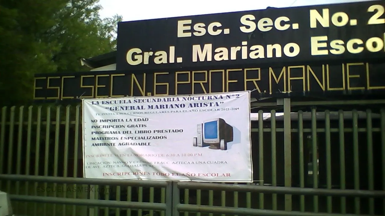 Secundaria Num. 2 Gral. Mariano Escobedo Entrada