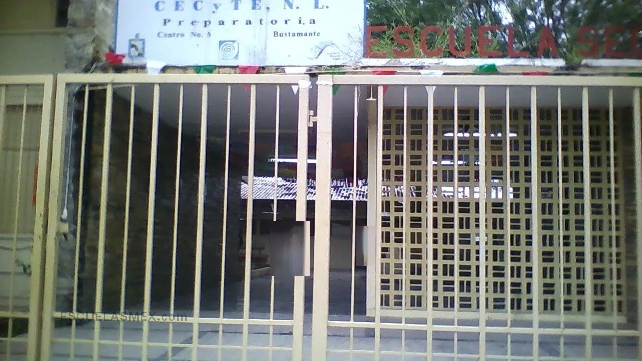 Secundaria Num. 1 Profr. Celso Flores Zamora Entrada