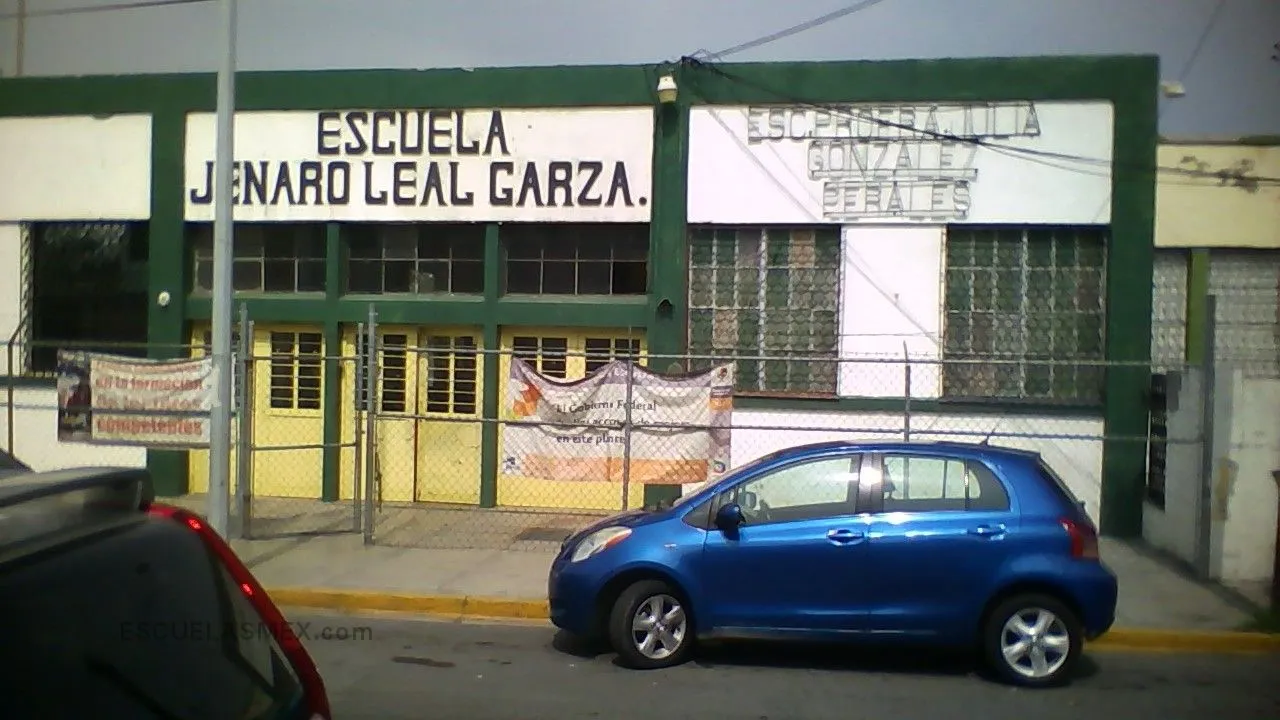 Profr. Genaro Leal Garza Entrada