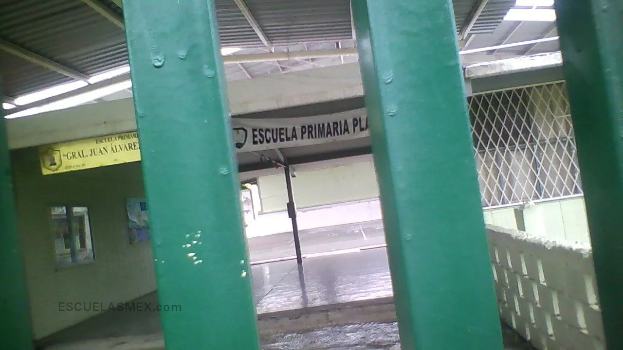 Plan de Ayutla Entrada