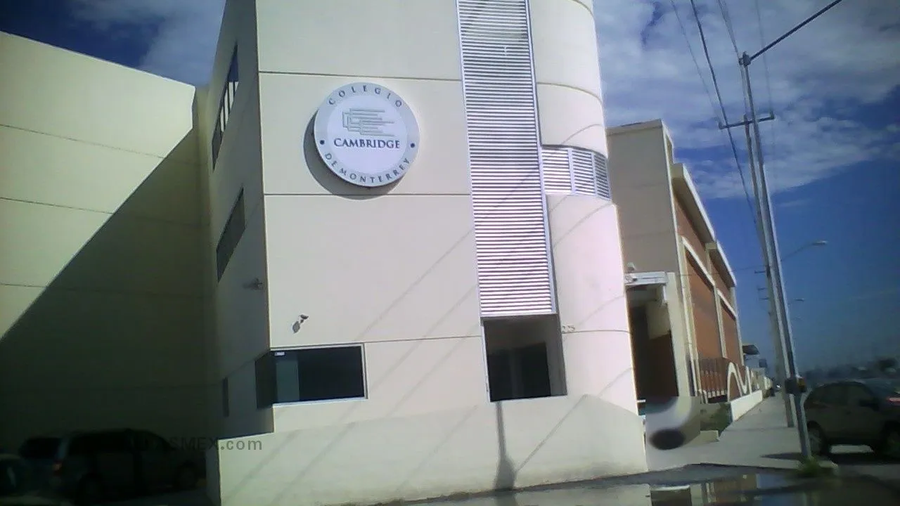 Colegio Cambridge de Monterrey Entrada