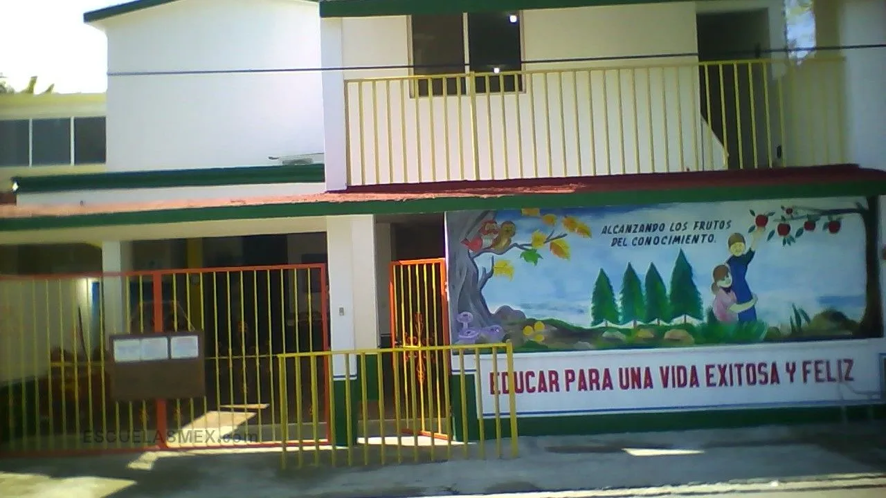 Instituto Estefania Castañeda Nuñez Entrada