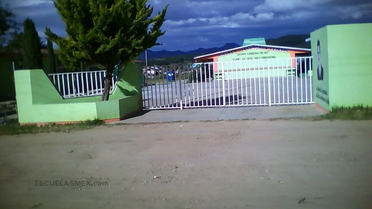 Lázaro Cárdenas del Río Entrada