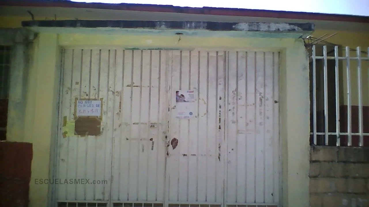 Lazaro Cardenas Entrada