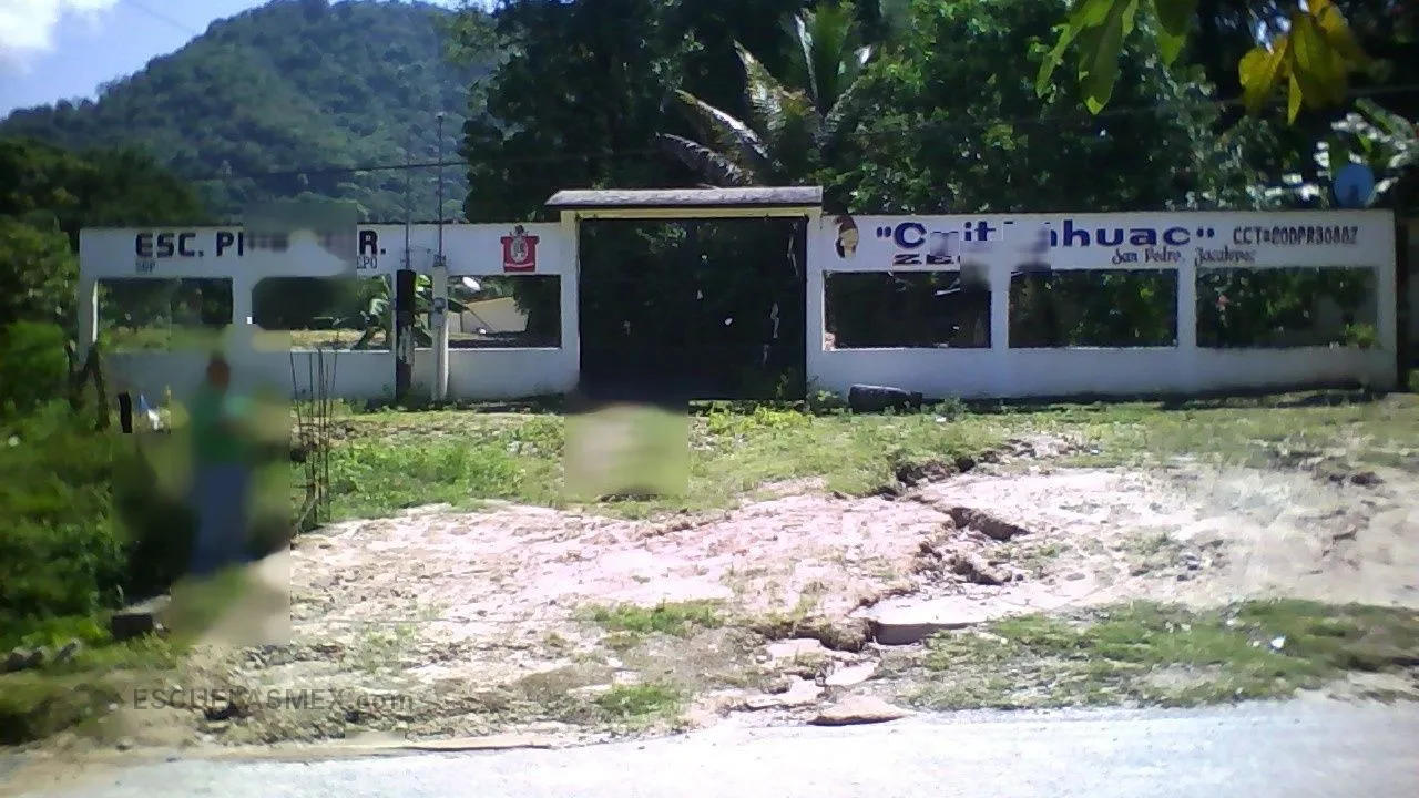 Cuitlahuac Entrada