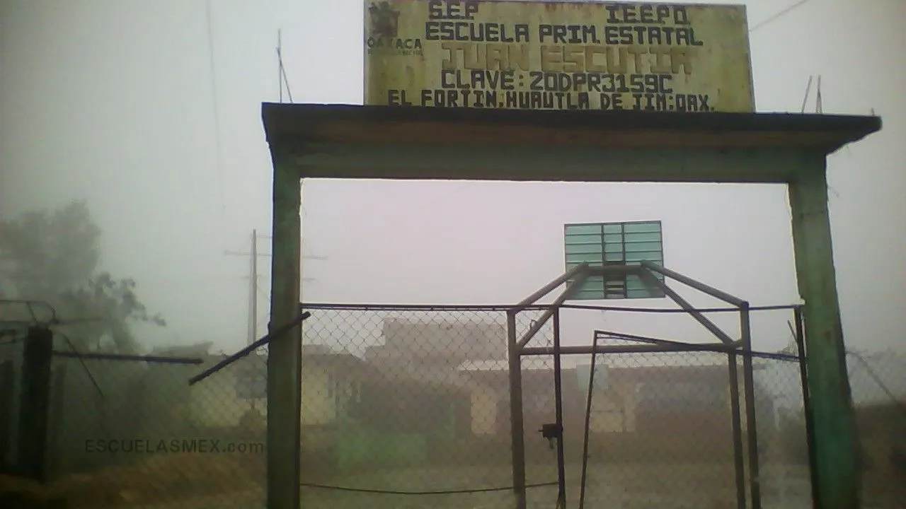 Juan Escutia Entrada