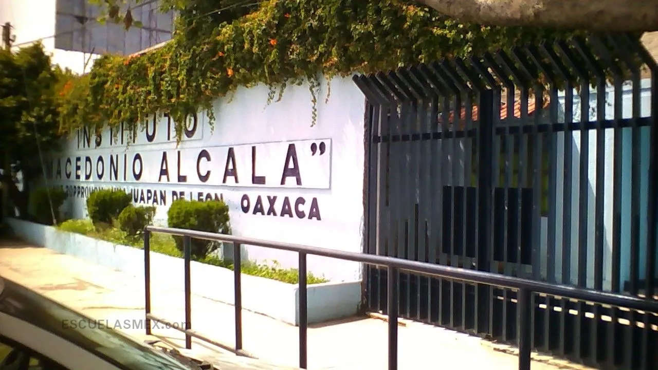 Macedonio Alcala Entrada