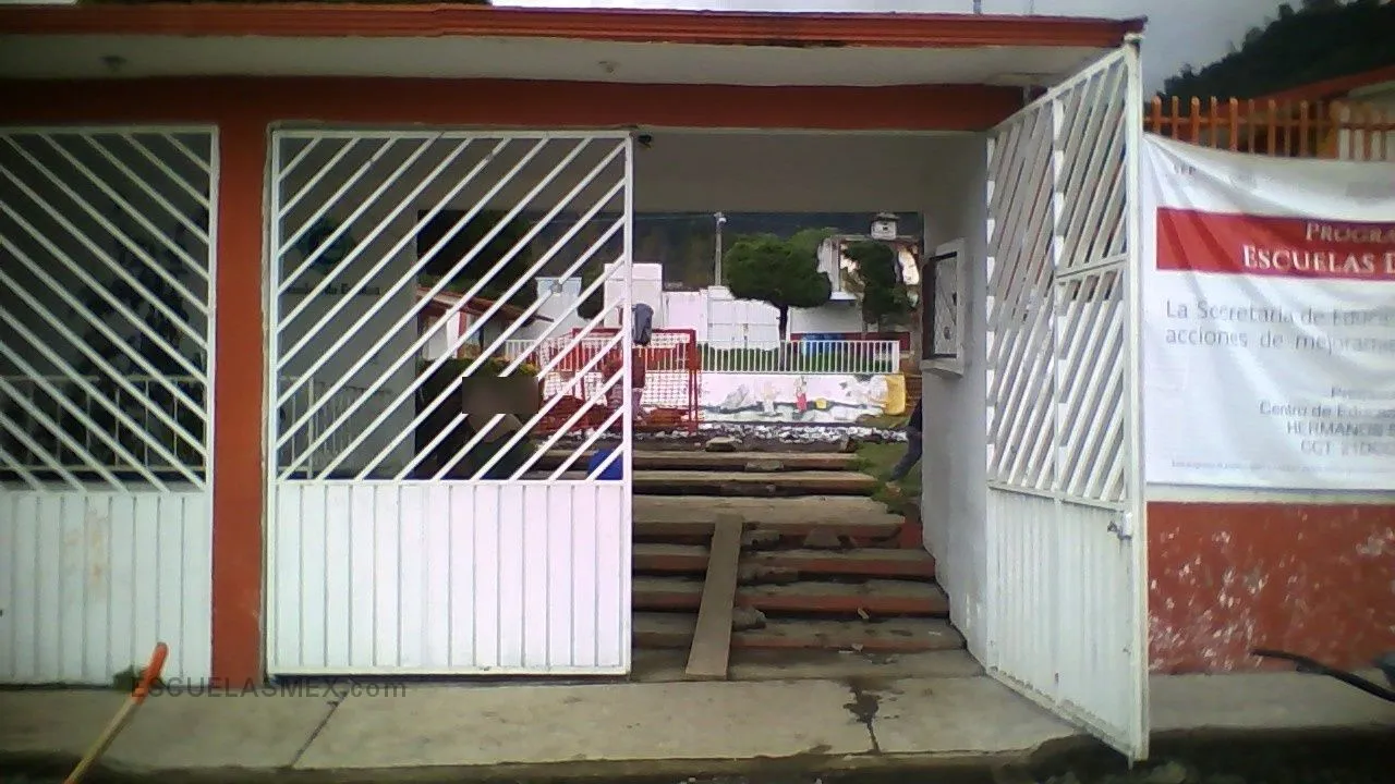 Hermanos Serdan Entrada
