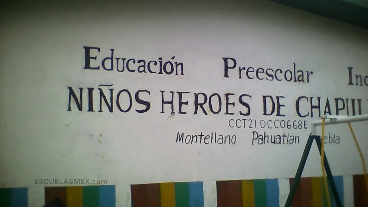 Niños Héroes de Chapultepec Entrada